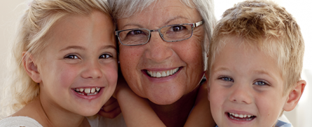 Ποιος θα κρατήσει το παιδί; Οι παππούδες ή «μια γυναίκα»;